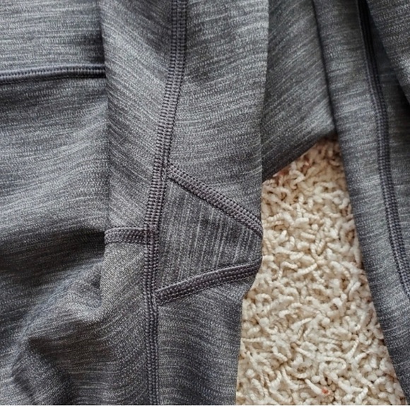 Lululemon high waisted leggings - Picture 4 of 7